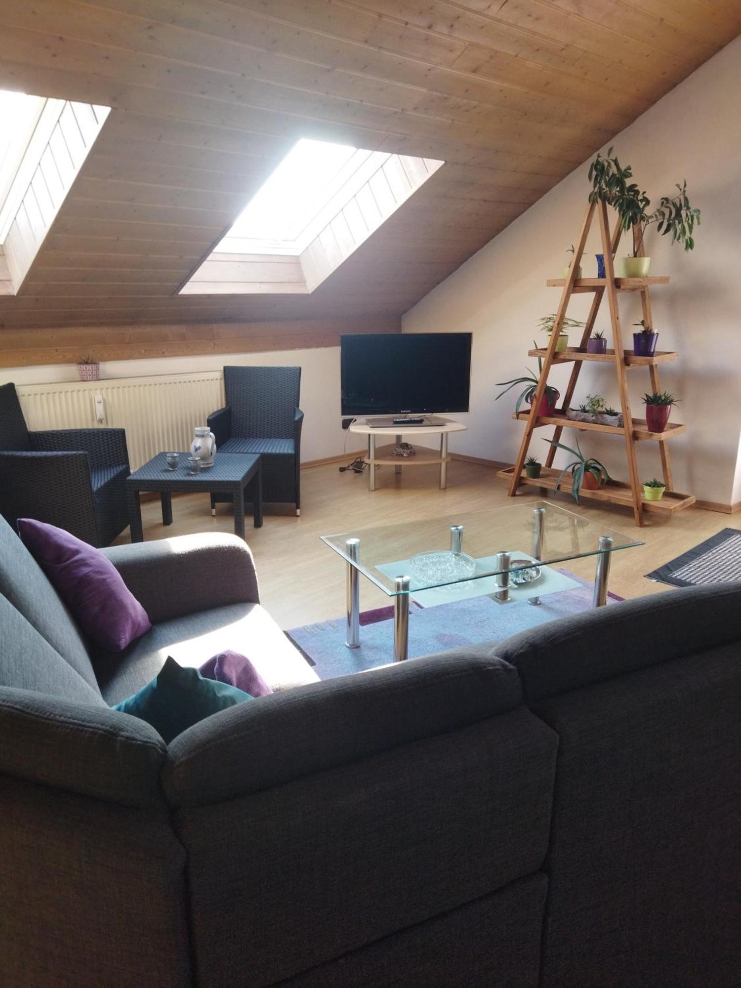 Aussergewoehnliche Atelierferienwohnung Mit Balkon An Der Donau Winzer Kültér fotó